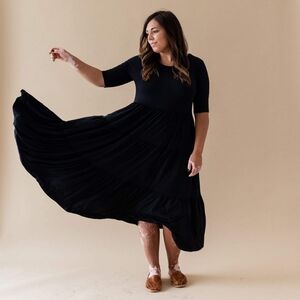 Kyte womens tiered dress XS